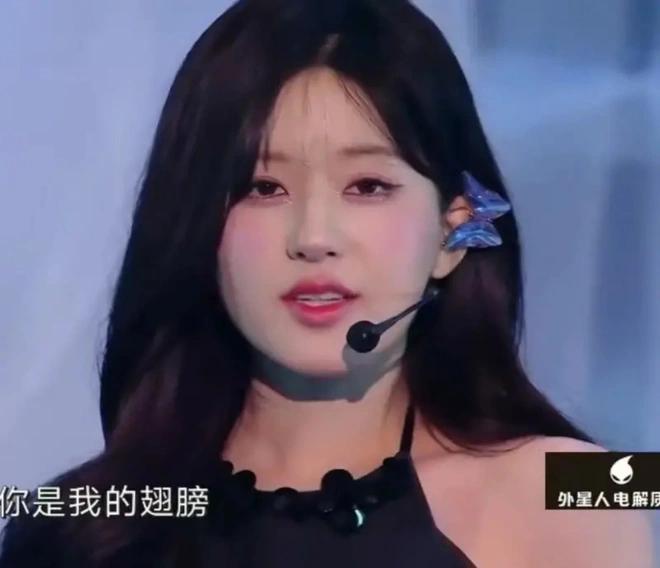 Sự kiện Cbiz cuối năm: 2 chị đại quá diễm lệ, 3 nữ thần mới ố dề-2