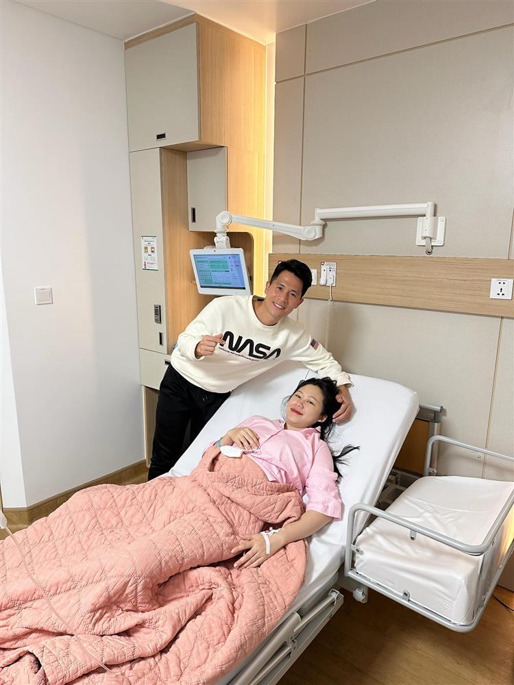 Ngỡ ngàng nhan sắc vợ hơn tuổi khi sinh con cho Trần Đình Trọng-2