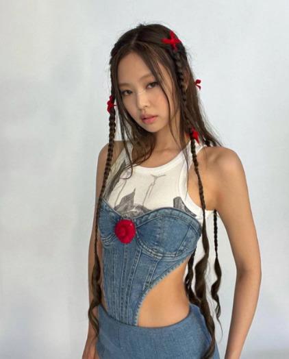 Biến hóa phong cách ngày đầu năm với kiểu tóc xinh như Jennie-2