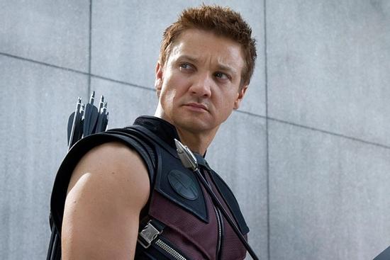 Hollywood đang đổ dồn sự chú ý về 'thần tiễn' Jeremy Renner