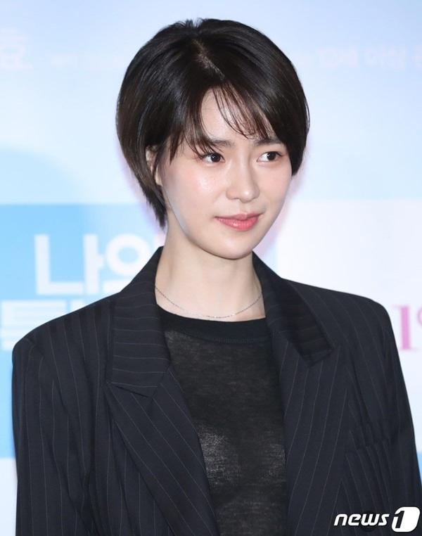 Hai ác nữ gây chú ý không kém Song Hye Kyo trong phim mới-14