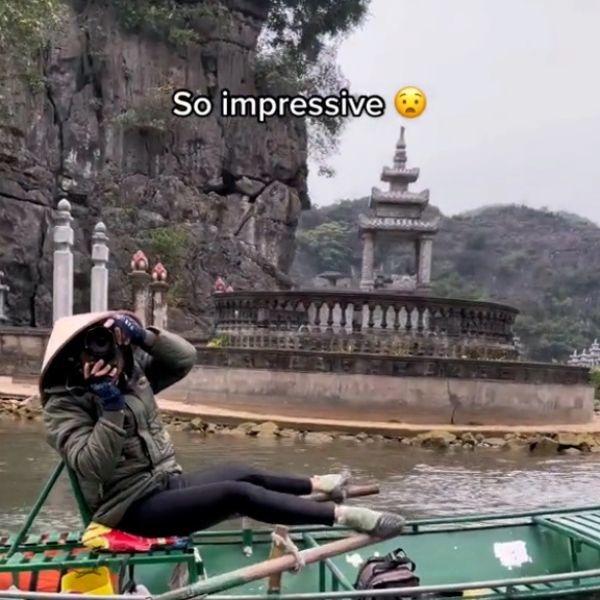 Khách nước ngoài sốc khi thấy sự phi thường của cô lái đò Ninh Bình-4