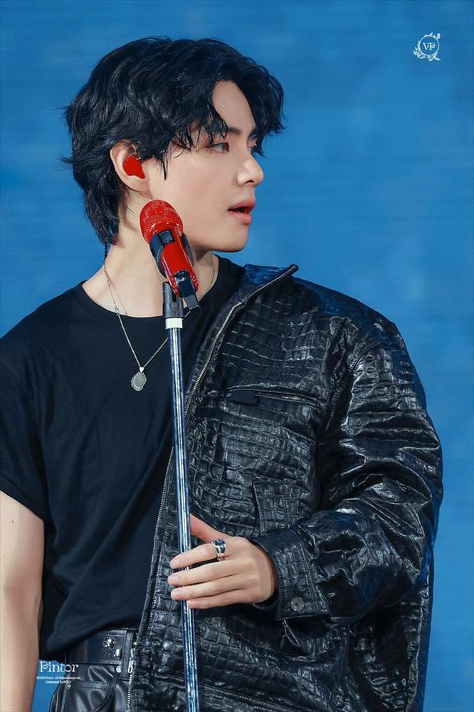 Giá phải trả để có gương mặt lý tưởng như V (BTS)-2