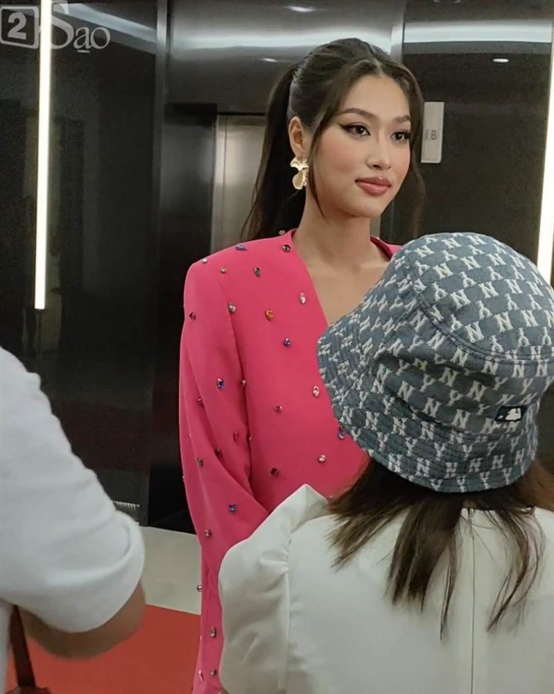 Hoa hậu Thiên Ân qua CAM thường có thực sự đẹp?-4