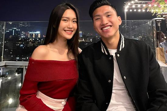 Đoàn Văn Hậu có động thái với bạn gái sau trận thắng 3-0