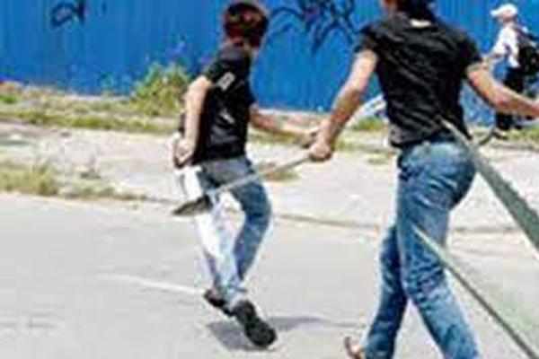 Bị bạn chém trọng thương vì nói tục, chửi bậy trong lúc nhậu-1