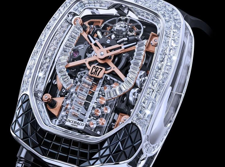 Ronaldo và thú chơi đồng hồ trăm nghìn USD-7
