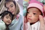 Ngỡ ngàng ngoại hình con gái sinh non nặng 1,9kg của Mạc Văn Khoa