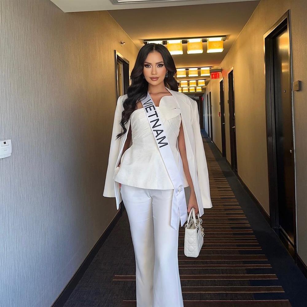 Nhan sắc Ngọc Châu qua ảnh không photoshop của Miss Universe