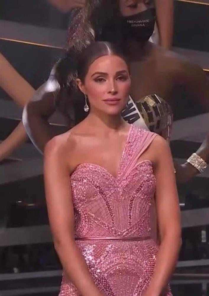 Khán giả lo ngại Olivia Culpo dẫn chung kết Miss Universe 2022-6