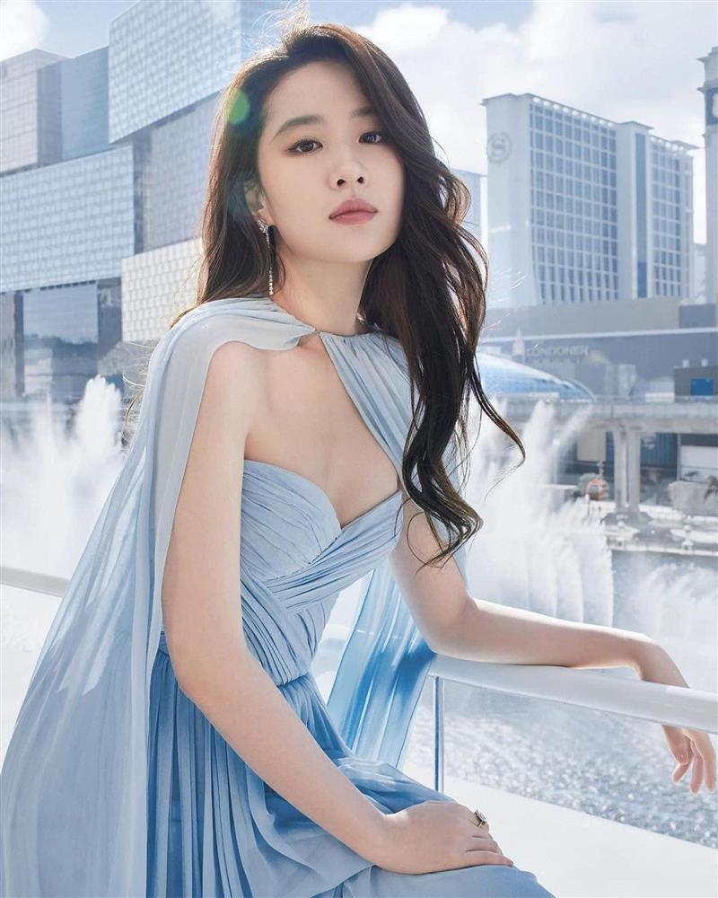 Lưu Diệc Phi ăn uống mất kiểm soát, bị chê béo trên phim mới-6