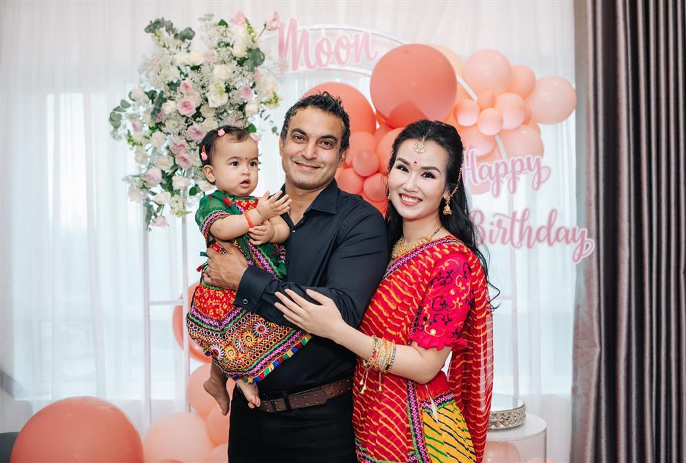 Ái nữ nhà Võ Hạ Trâm cảm nhạc chuẩn con nhà nòi-1