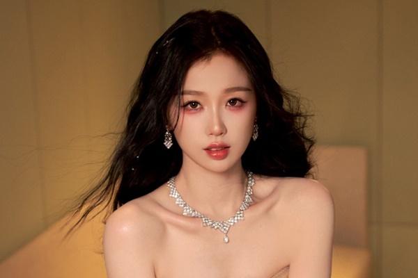 Cha mẹ Ngu Thư Hân bị cưỡng chế phạt-1