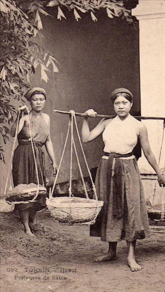 Ngọc Châu liên tục mặc đồ cổ yếm tại Miss Universe 2022 vì sao?-7