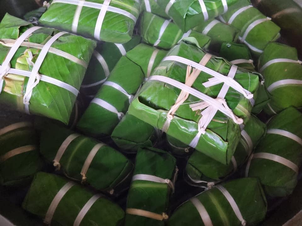 Mẹ đảm mách cách làm bánh chưng xanh mướt bằng lá riềng-4