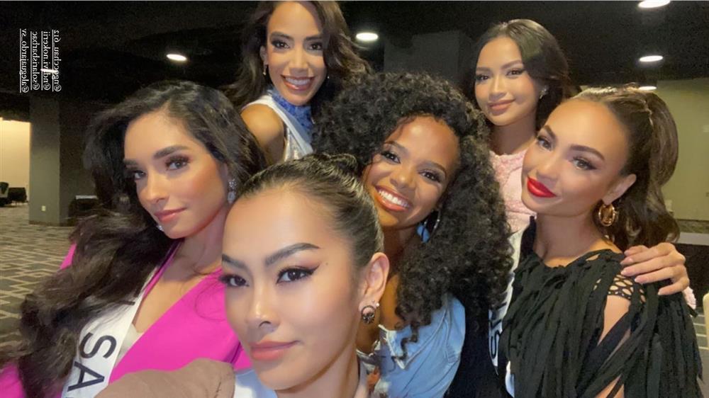 Ngọc Châu đọ sắc đối thủ mạnh, 1m74 vẫn có lúc bé xíu-6