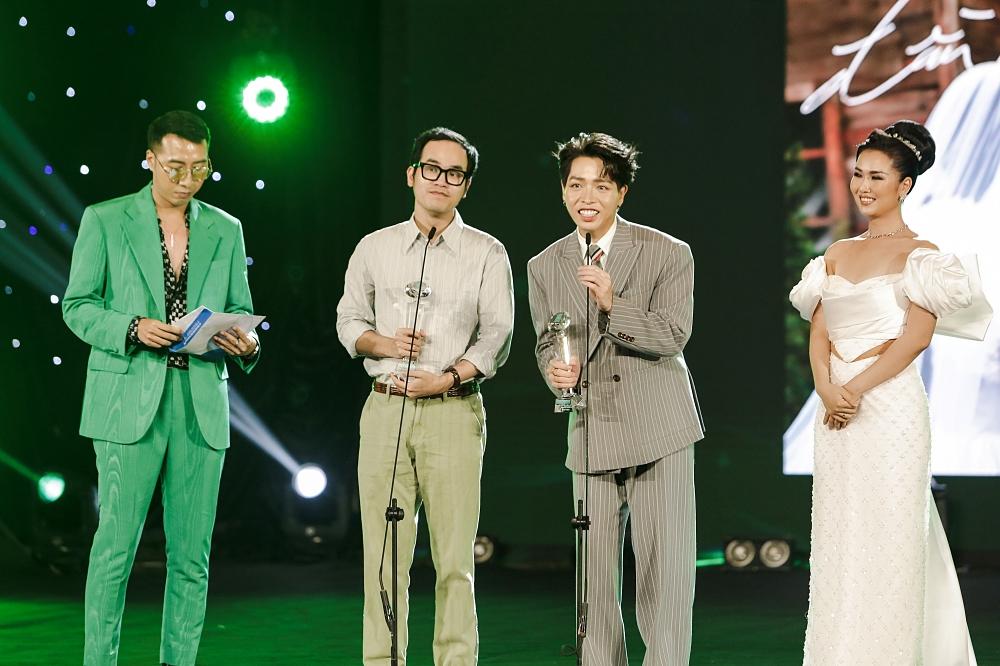 Làn Sóng Xanh: Tân binh MONO 3 giải, Mỹ Tâm là Biểu tượng của năm-12