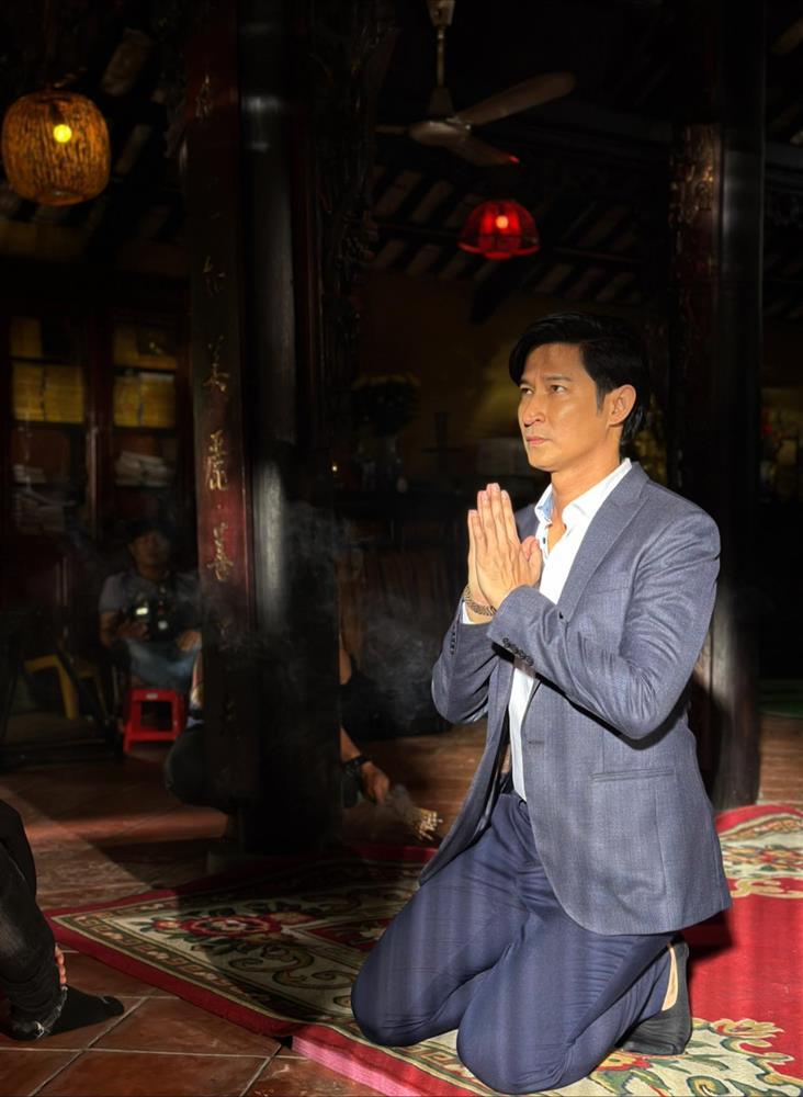 Showbiz Việt ngày 6/1: Bạn trai lo Mâu Thủy có dấu hiệu sinh sớm-6