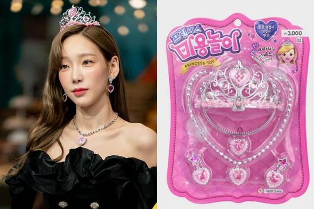 Taeyeon đeo trang sức siêu rẻ đều được khen sang, có món chỉ 55K-2