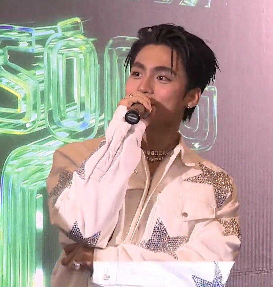 MONO sáng bừng CAM thường, chiều cao có thực sự 1m70?-1