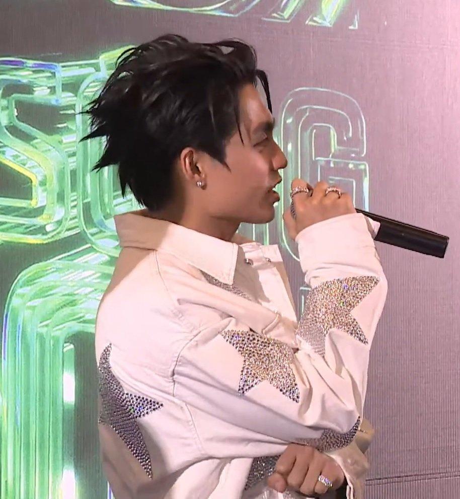 MONO sáng bừng CAM thường, chiều cao có thực sự 1m70?-4