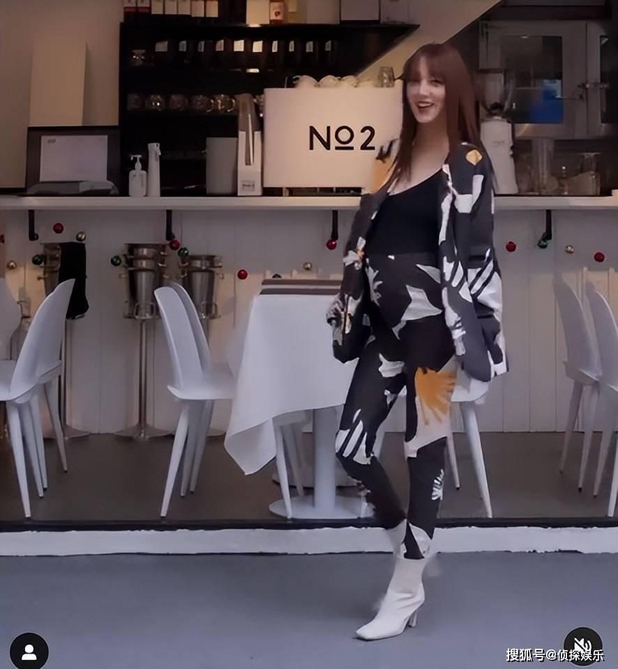 Vợ Trịnh Gia Dĩnh bầu vượt mặt vẫn mê giày cao, hoạt động mạnh-2