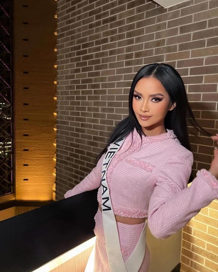 Ngọc Châu tự tay họa mặt đẹp hơn cả chuyên viên trang điểm-2