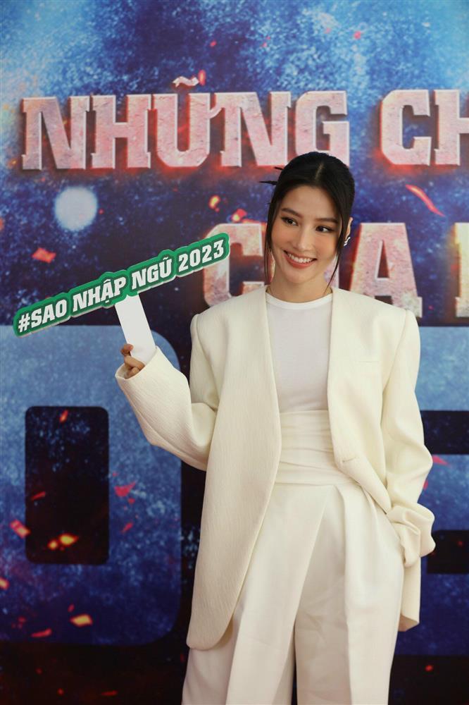 Diễm My 9X nói gì về đám cưới sau khi được cầu hôn?-4