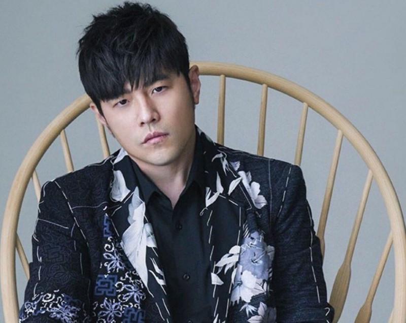 Châu Kiệt Luân nói gì khi bị fan bóng đá công kích hội đồng?-2