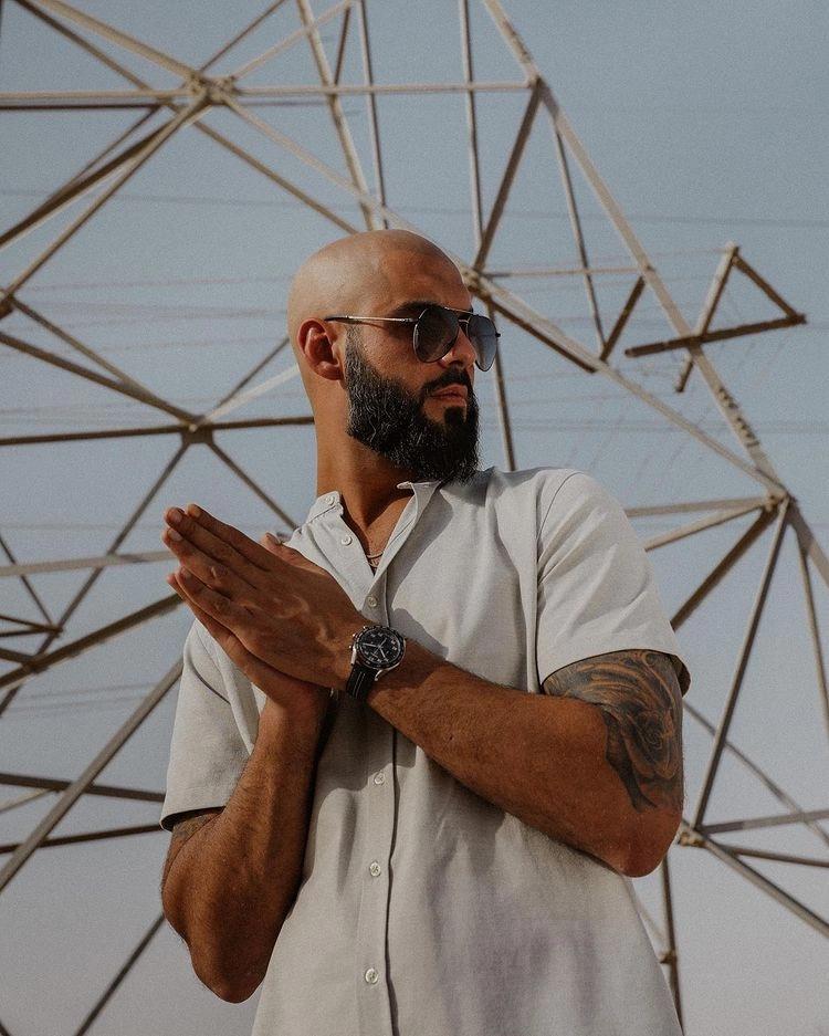 Cuộc sống sau 10 năm của trai đẹp bị trục xuất một thời-7