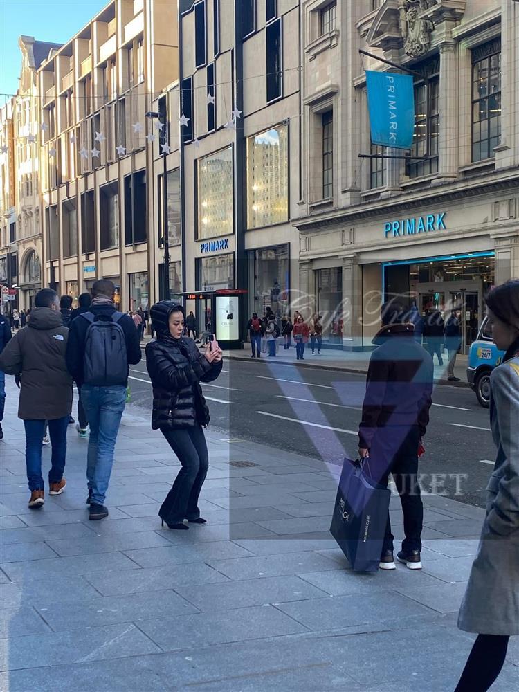 Phương Oanh - Shark Bình tiếp tục bị bắt gặp sánh đôi trời Âu-4