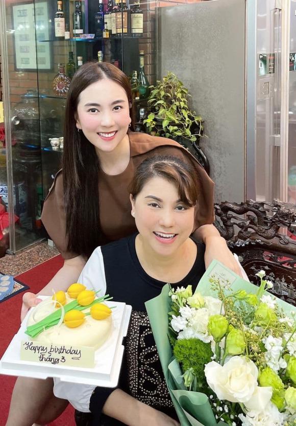 MC Mai Ngọc khoe ảnh hiếm về mẹ ruột cực trẻ trung-3