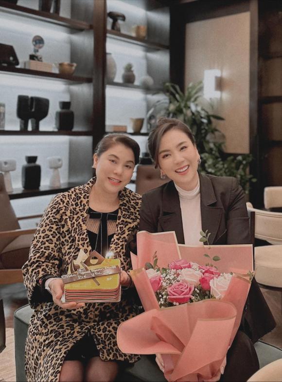 MC Mai Ngọc khoe ảnh hiếm về mẹ ruột cực trẻ trung-1