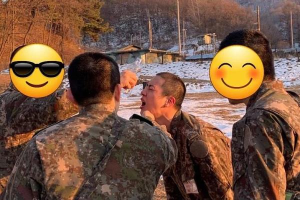 Visual trong quân ngũ của Jin (BTS) lại gây bão-4
