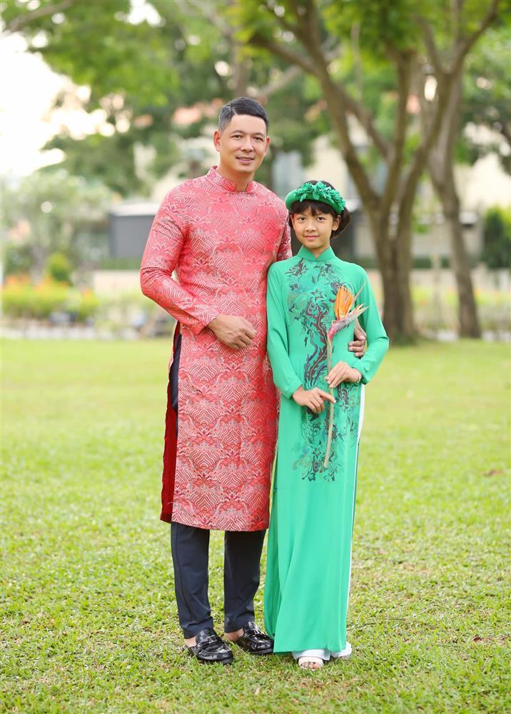 Con gái Bình Minh 10 tuổi cao ngang ngửa vợ Chi Bảo-4