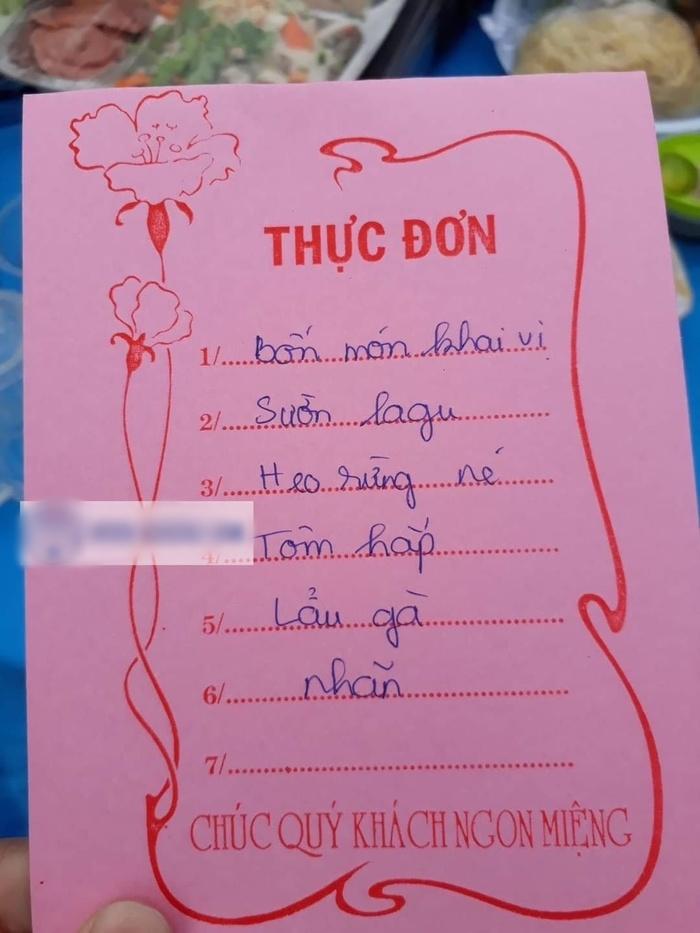 Công ty chịu chi, bày trăm mâm tiệc chiêu đãi tất niên nhân viên-1