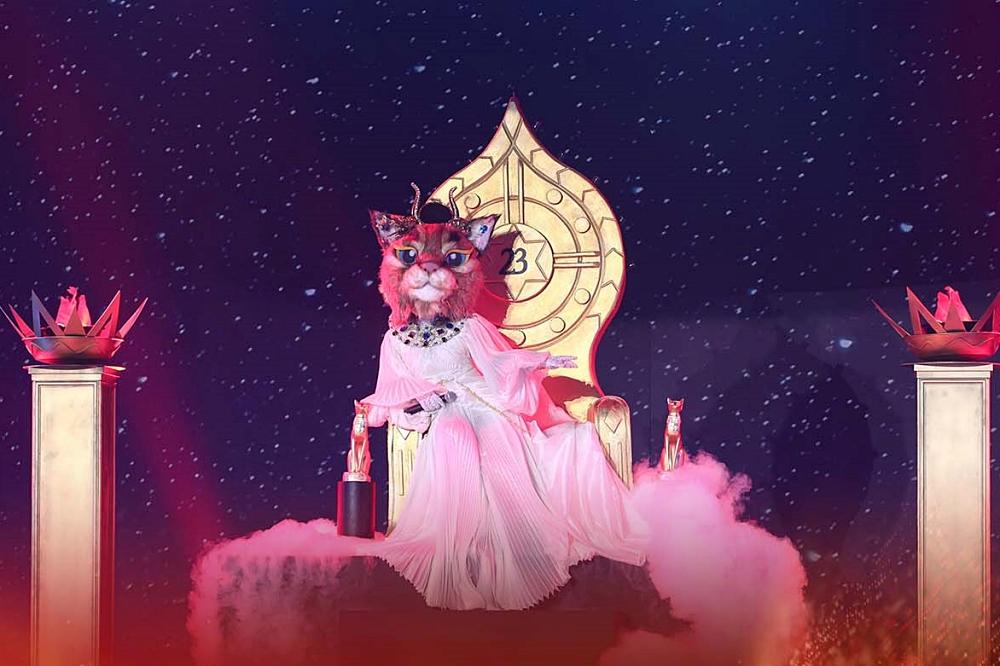 Ca Sĩ Mặt Nạ bất ngờ công bố mascot đầu tiên của mùa 2-2