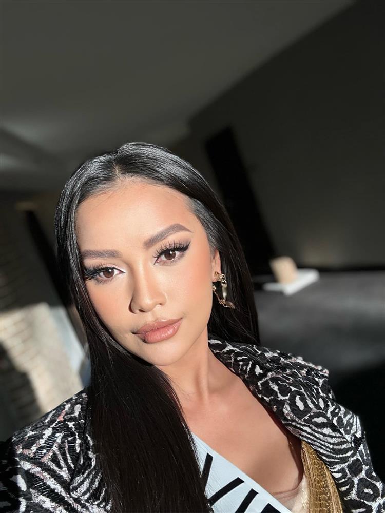 Ngọc Châu đọ sắc 2 Miss Universe, liệu có hào quang nối ngôi?-1