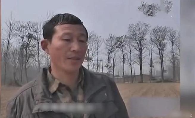 Bỏ rơi gia đình 13 năm, người đàn ông cầu xin vợ cho quay về và cái kết xứng đáng-5