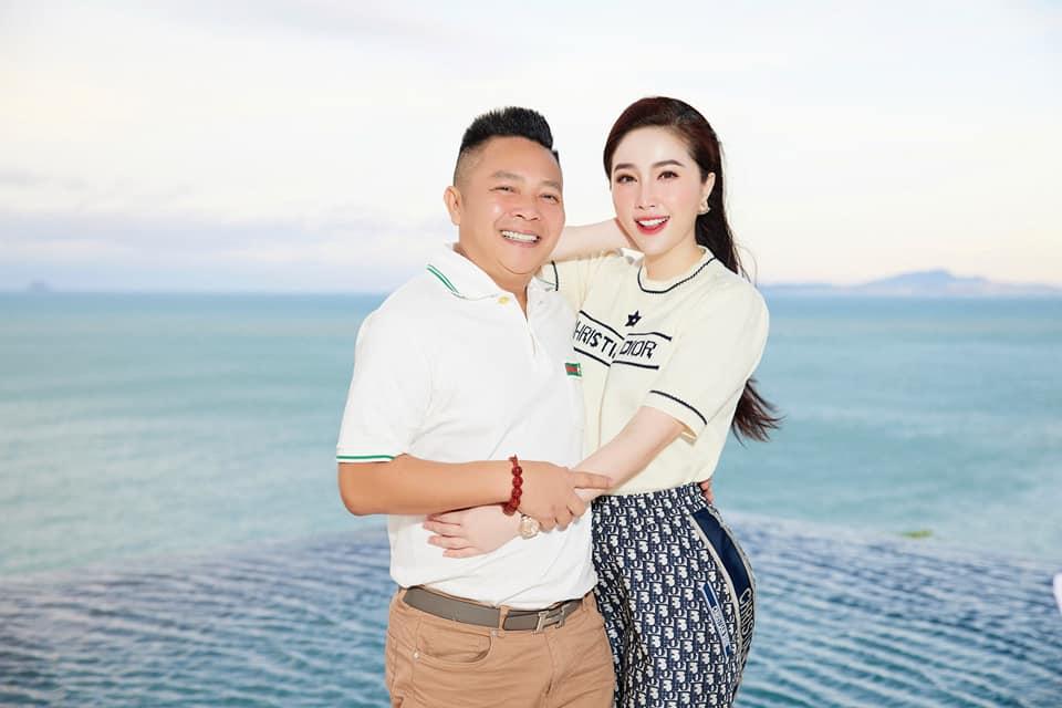 Showbiz Việt ngày 8/1: Vợ cũ Bằng Kiều kể mong ước của mẹ chồng cũ-4