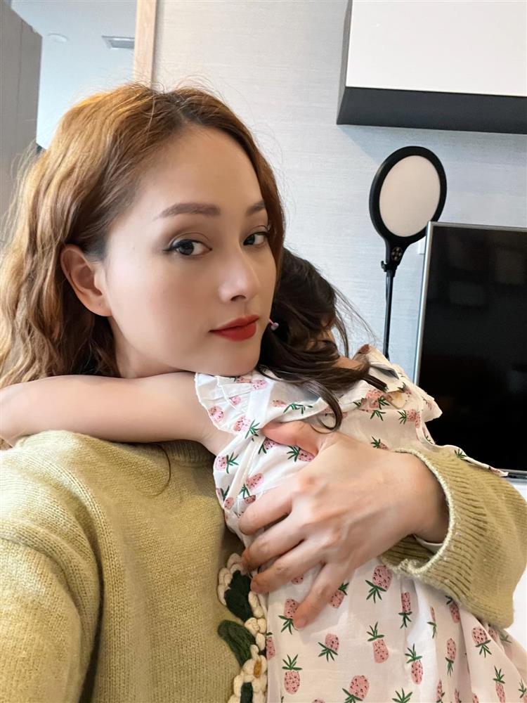 Showbiz Việt ngày 8/1: Vợ cũ Bằng Kiều kể mong ước của mẹ chồng cũ-9