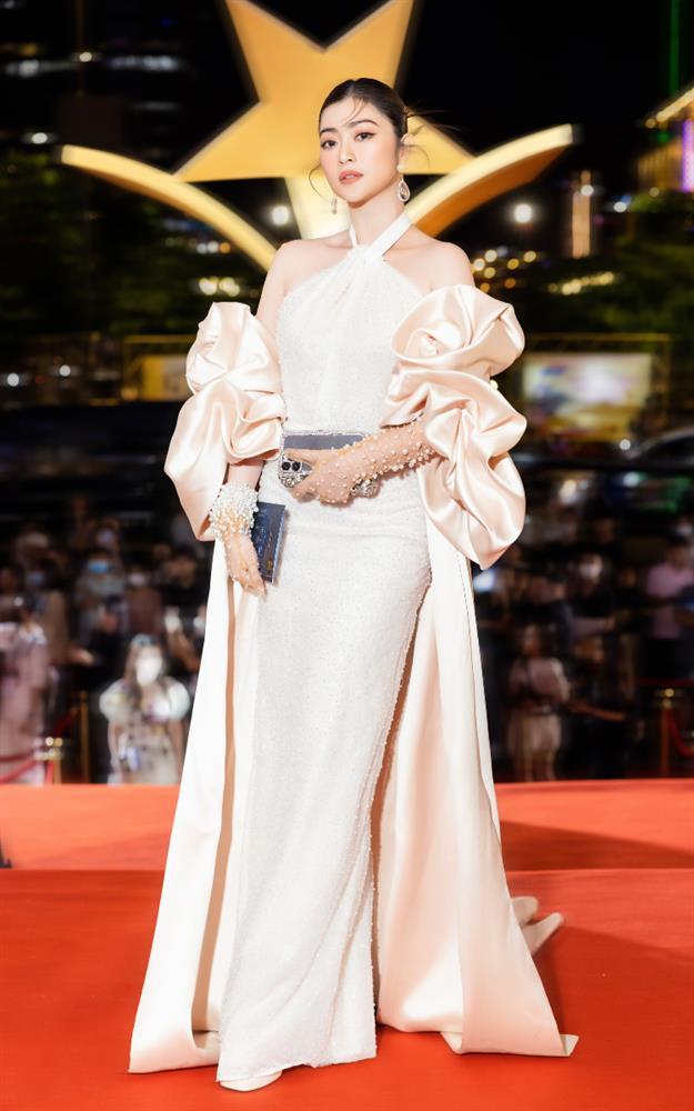 Thanh Trúc: Chung 2 nhóm nhạc với Minh Hằng, nghiện rượu tăng 10kg-6