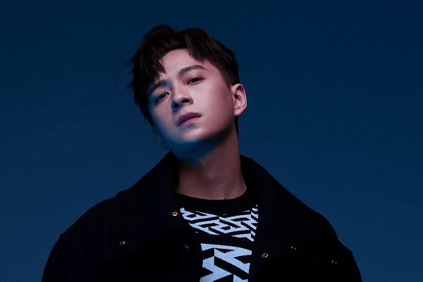 Tóm gọn cảnh Ngô Kiến Huy đi xe ôm, mũ Pikachu nổi nhất phố-9