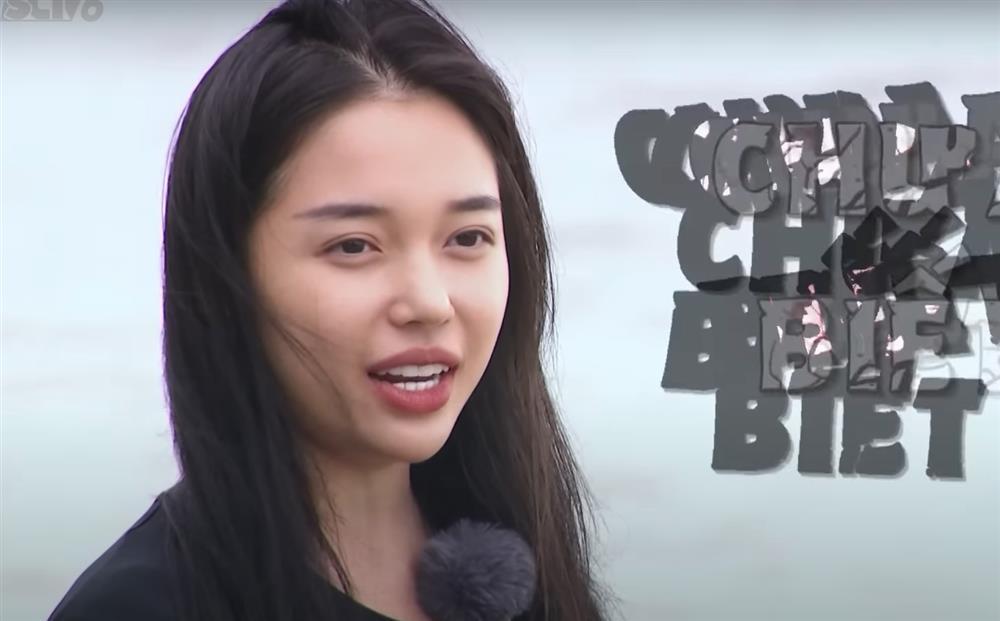 Zoom nhan sắc Nhã Phương, Thiên Ân ngày đầu nhập ngũ-14