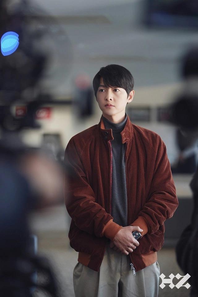 Song Hye Kyo và Song Joong Ki đều bị phản đối cảnh hôn trong phim mới-1