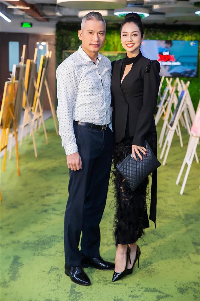 Nhà đẻ và nhà chồng Jennifer Phạm gây sốt với visual đẹp đều-3