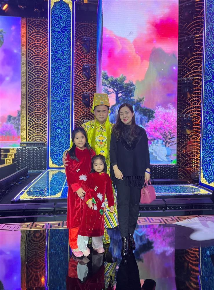 Showbiz Việt ngày 9/1: Tiến Luật công khai giùm Puka - Gin Tuấn Kiệt?-8