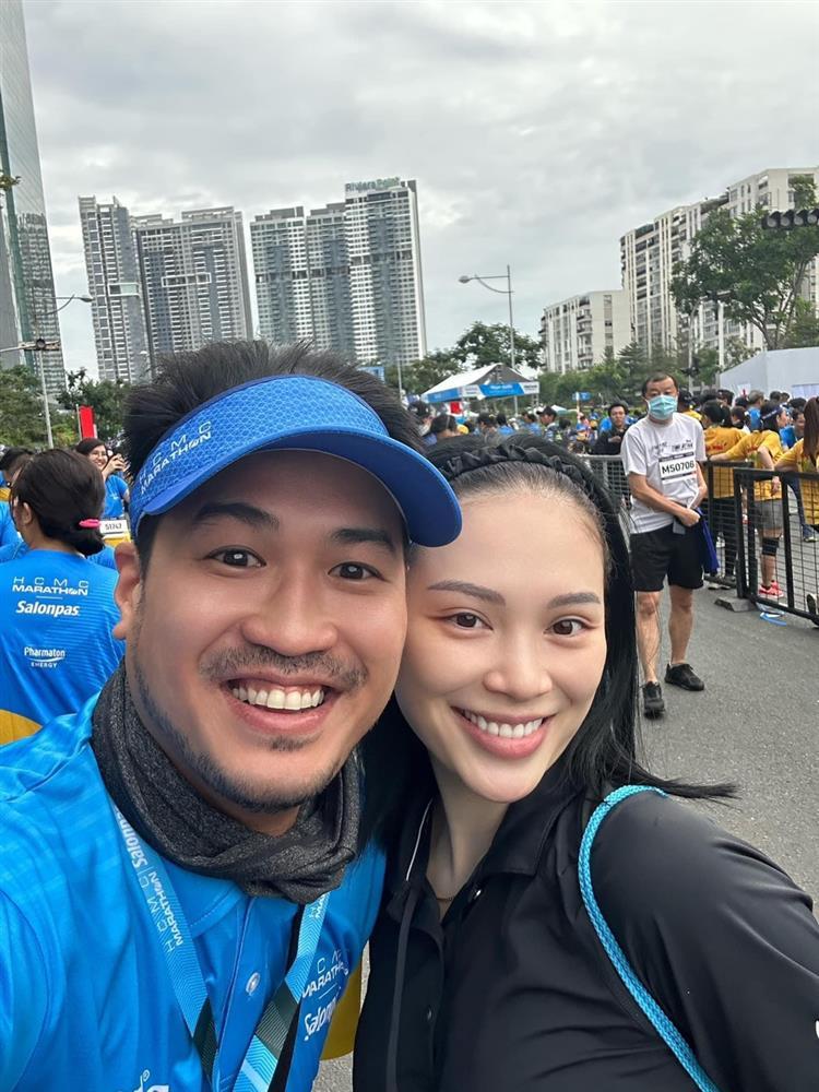 Linh Rin từ đầy tàn nhang đến mặt mộc trắng bóc không tì vết-4