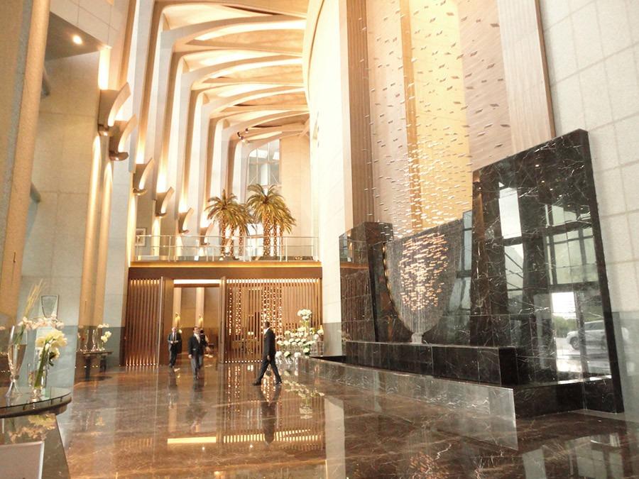 Nơi ở xa hoa của Ronaldo khi thi đấu cho đội bóng Trung Đông-2