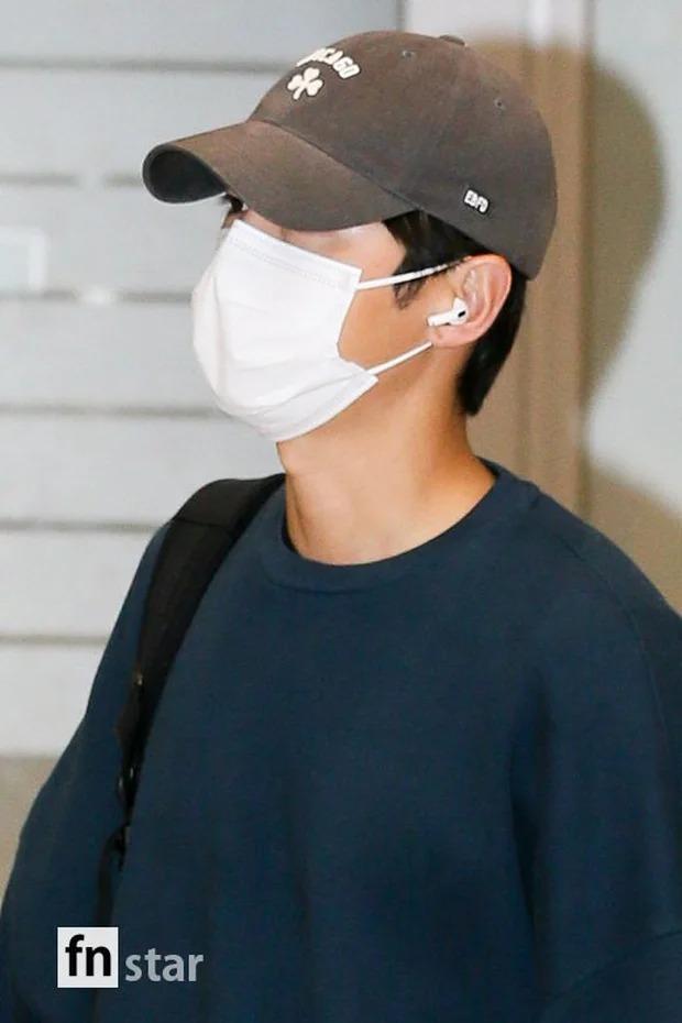 Tài sản nghìn tỷ nhưng Song Joong Ki lại quá giản dị-2